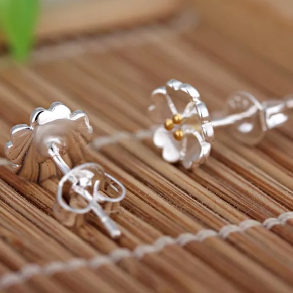 🌼Last 1🌼Flower 925 Sterling Silver Stud Earrings - Picture 5 of 7